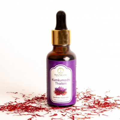 Aara Naturals Kumkumadhi Thailam | Herbal Face Serum | Glow-boosting Facial Oil  | Youthful Complexion Oil - 25 Ml